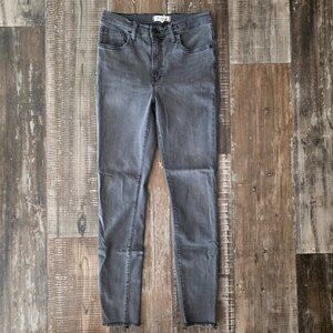 Madewell Raw Hem Light Wash Black 10" High Rise Skinny Jeans Size 28
